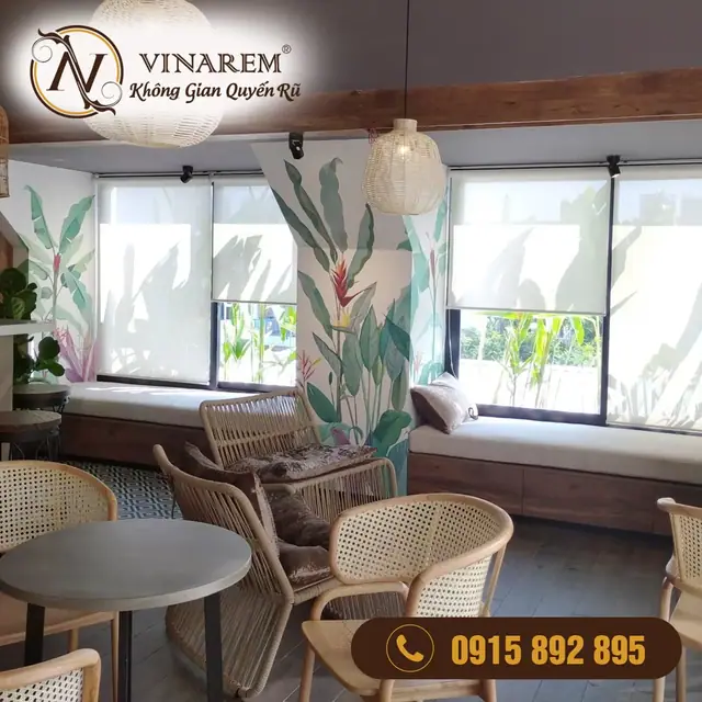 Rèm cuốn cửa sổ màu trắng sang trọng – Quán cà phê hiện đại NH06