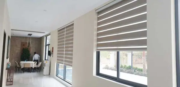 Rèm cầu vồng tự động smarthome cho cửa sổ phòng ngủ BTN13