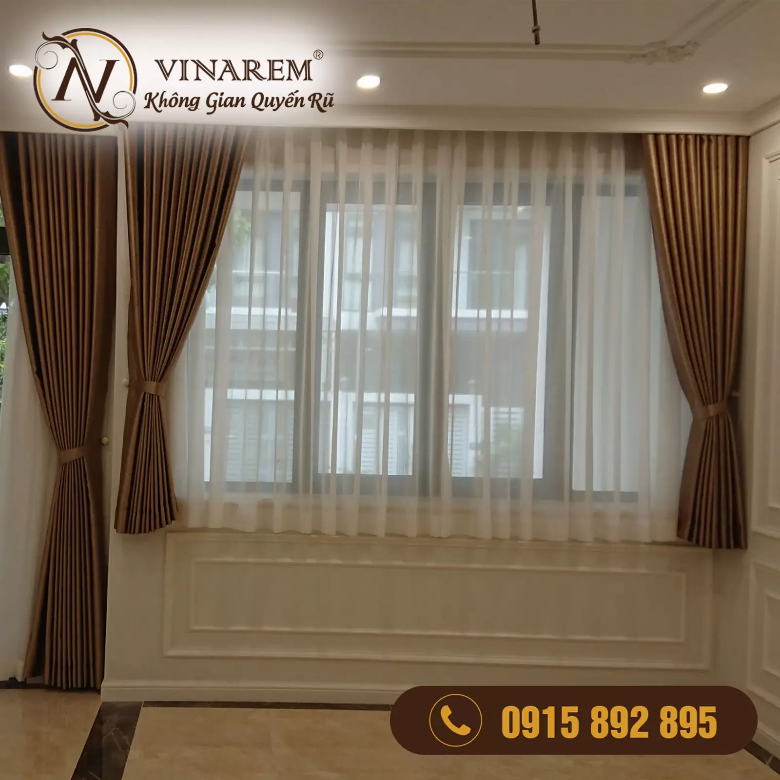 Rèm vải màu vàng sang trọng cho phòng khách nhà phố BTK38