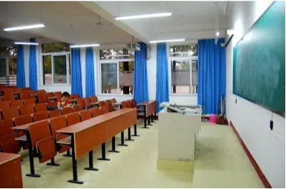 Màu sắc cho rèm cửa trang trí lớp học