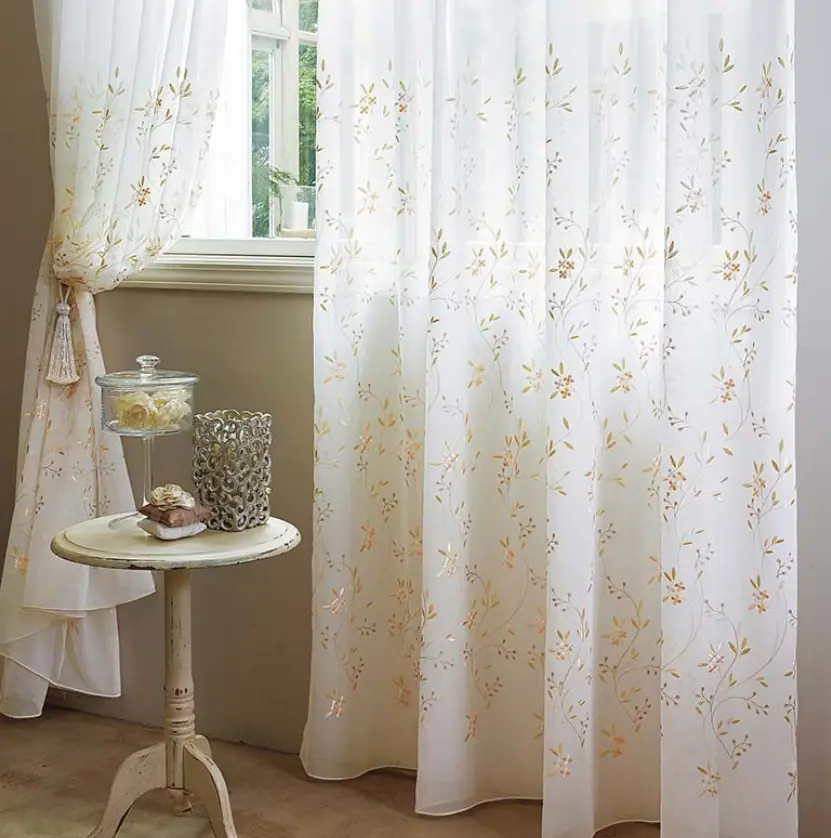 rèm chung cư hiện đại