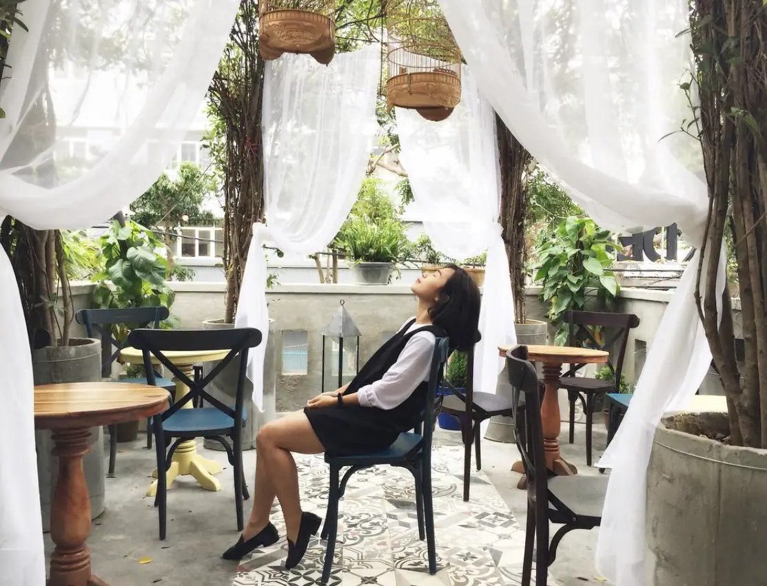 rèm trang trí quán cafe