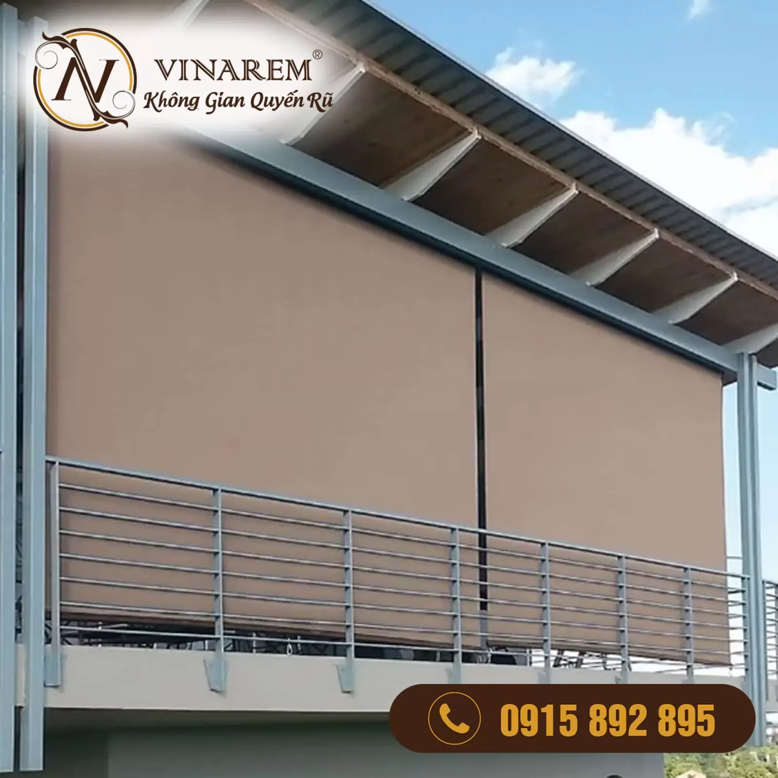 Rèm cuốn cửa sổ văn phòng màu nâu đất