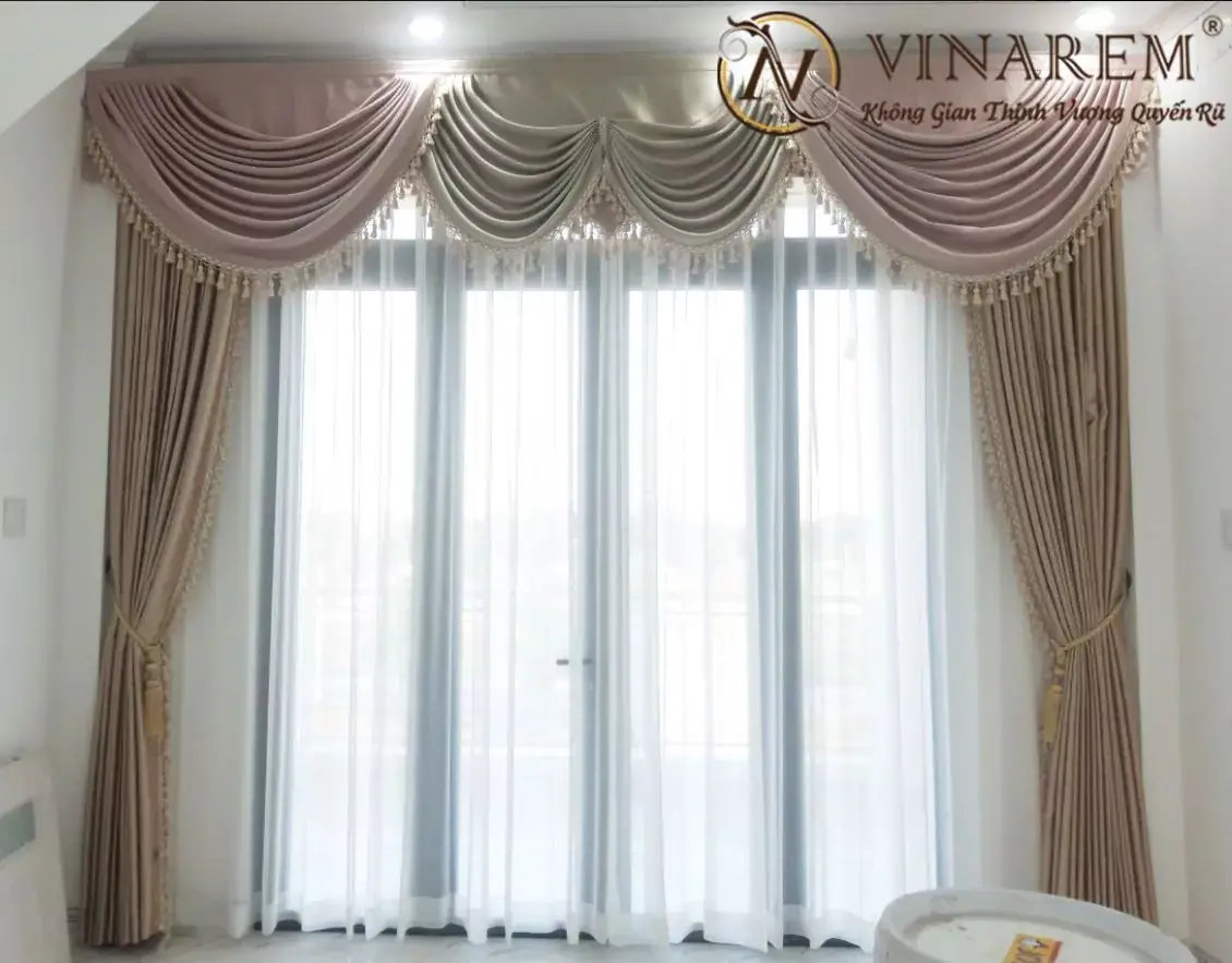 rèm tân cổ điển cho phòng ngủ