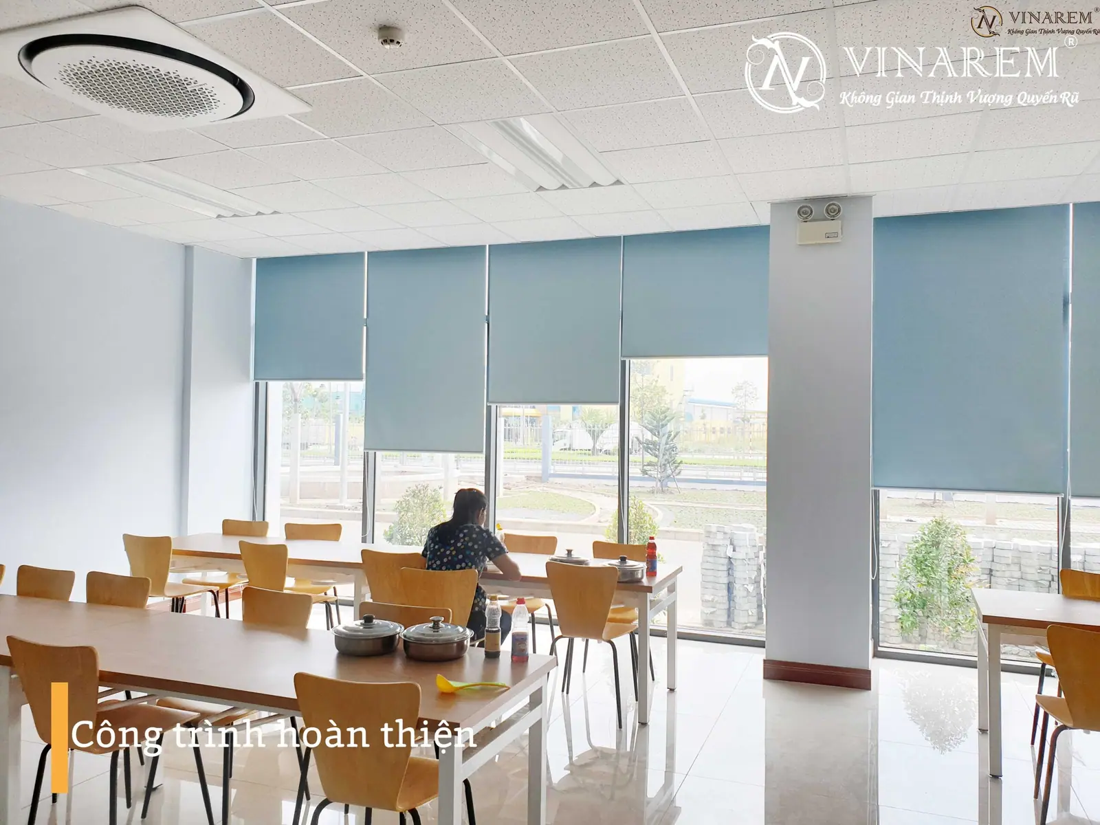 Công trình rèm cuốn cho cửa sổ Cty CAP khu công nghệ cao Q9 VP01