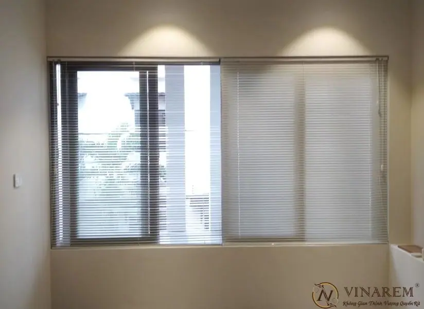 Các kiểu rèm của sổ đơn giản trong phòng làm việc