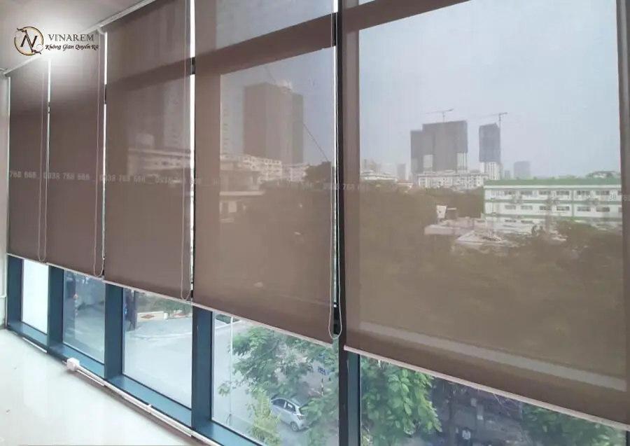 Rèm cuốn văn phòng đảm bảo quyền riêng tư trong không gian làm việc cho nhân viên
