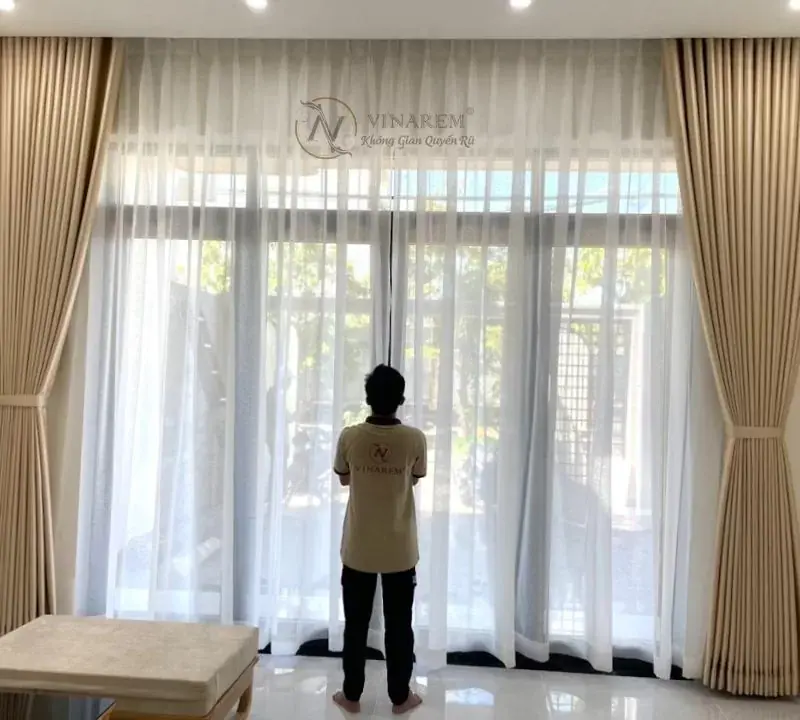 rem cua 2 lop jpg