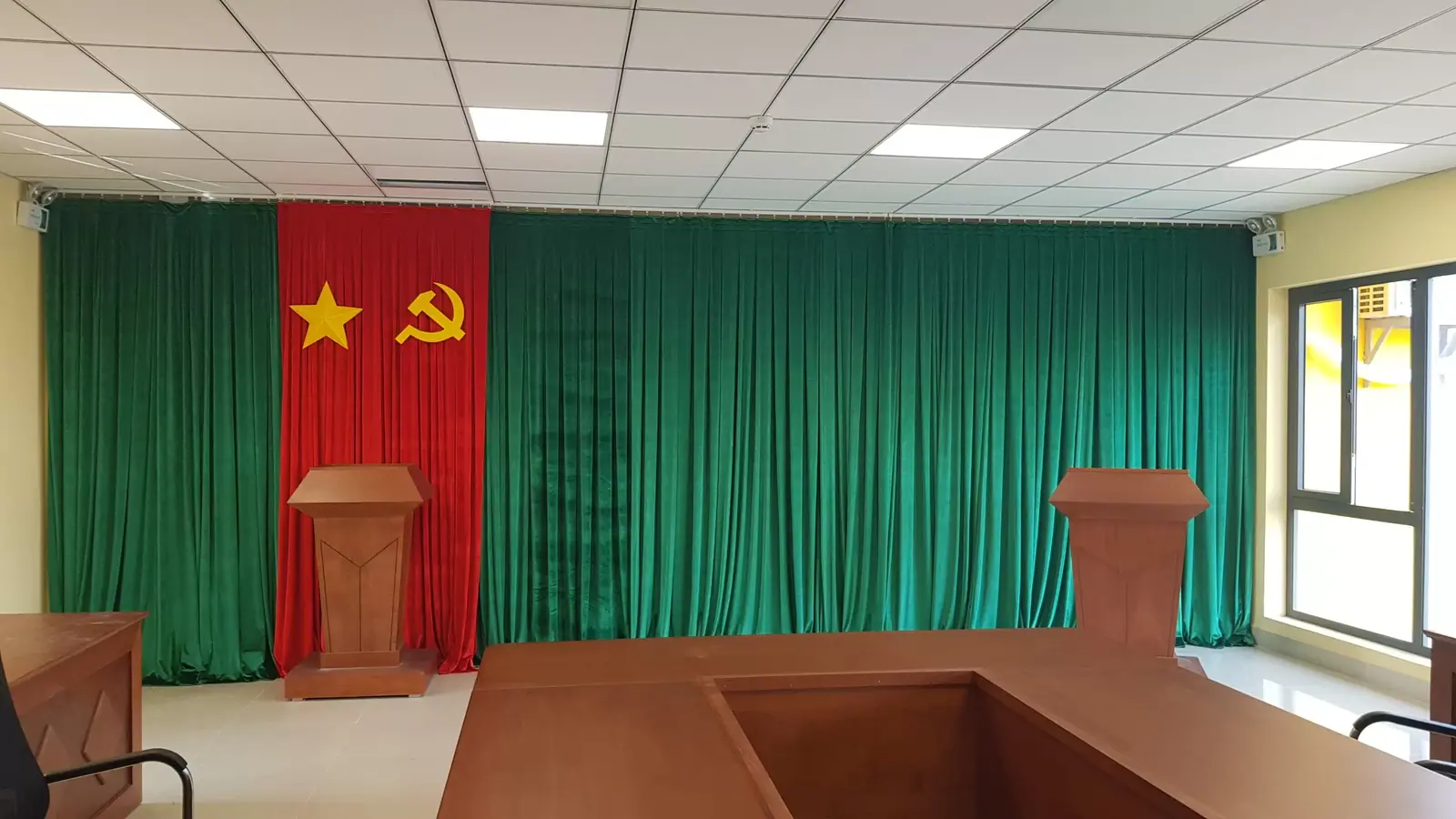 Dự án rèm hội trường